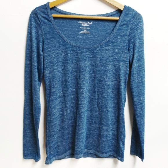 American Eagle Outfitters Tops - NWT American Eagle Long Sleeve Scoop Neck Womens Shirt M Blue